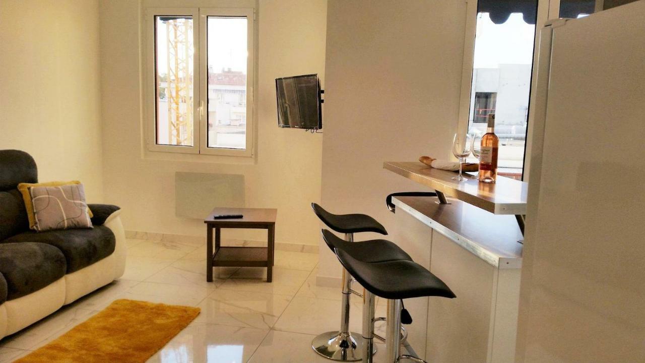 Le De Gaulle Apartment Antibes Ngoại thất bức ảnh